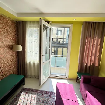 Διαμέρισμα Plaesant With Balcony Κωνσταντινούπολη